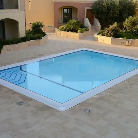 Apartament Tas-sellum